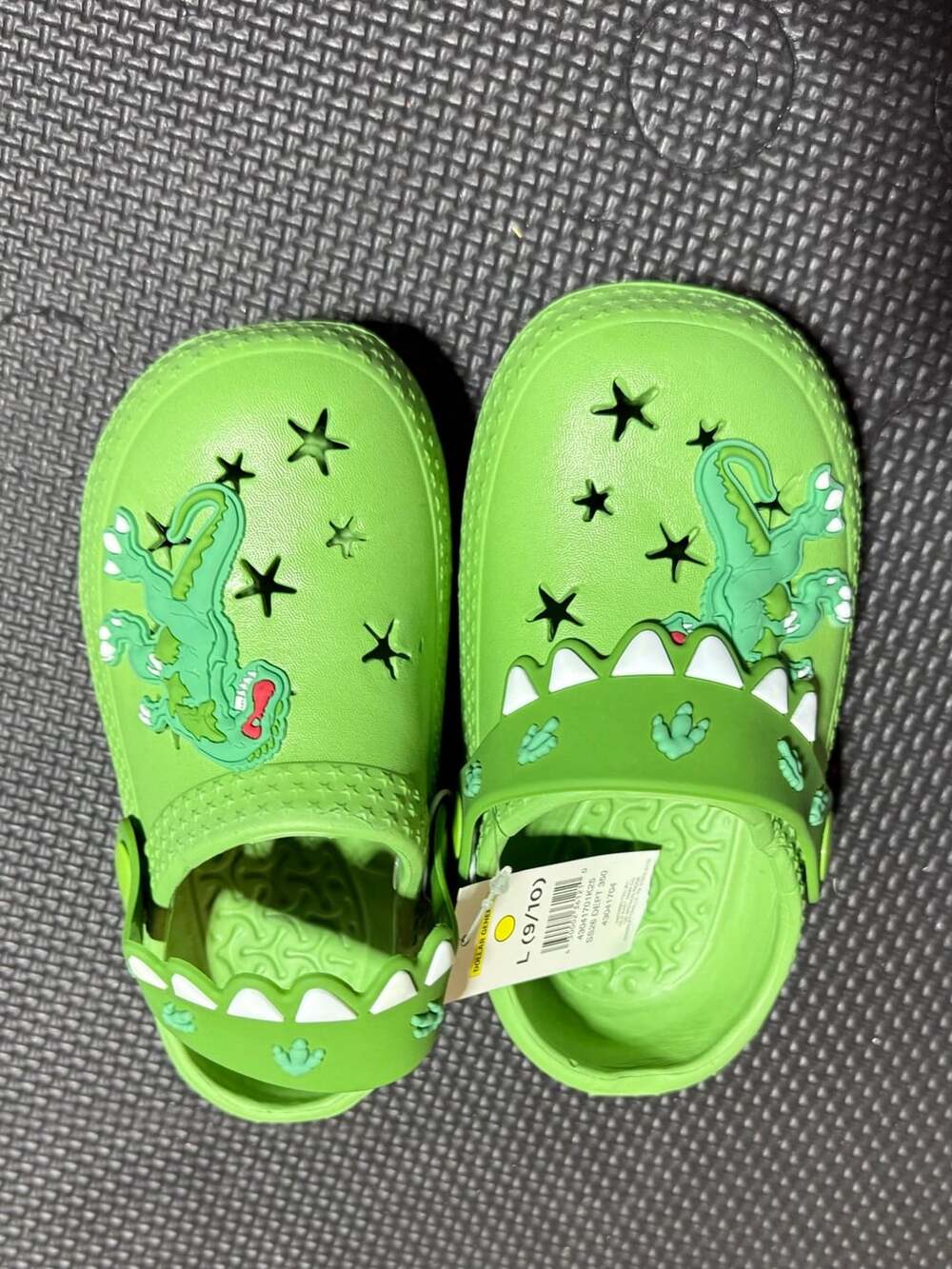 Kids Green Dinosaur Clog Sandals Size L (9/10)
